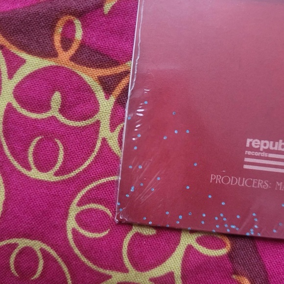 Taylor Swift Fate of Ophelia 7” Vinyl Record - Picture 4 of 4